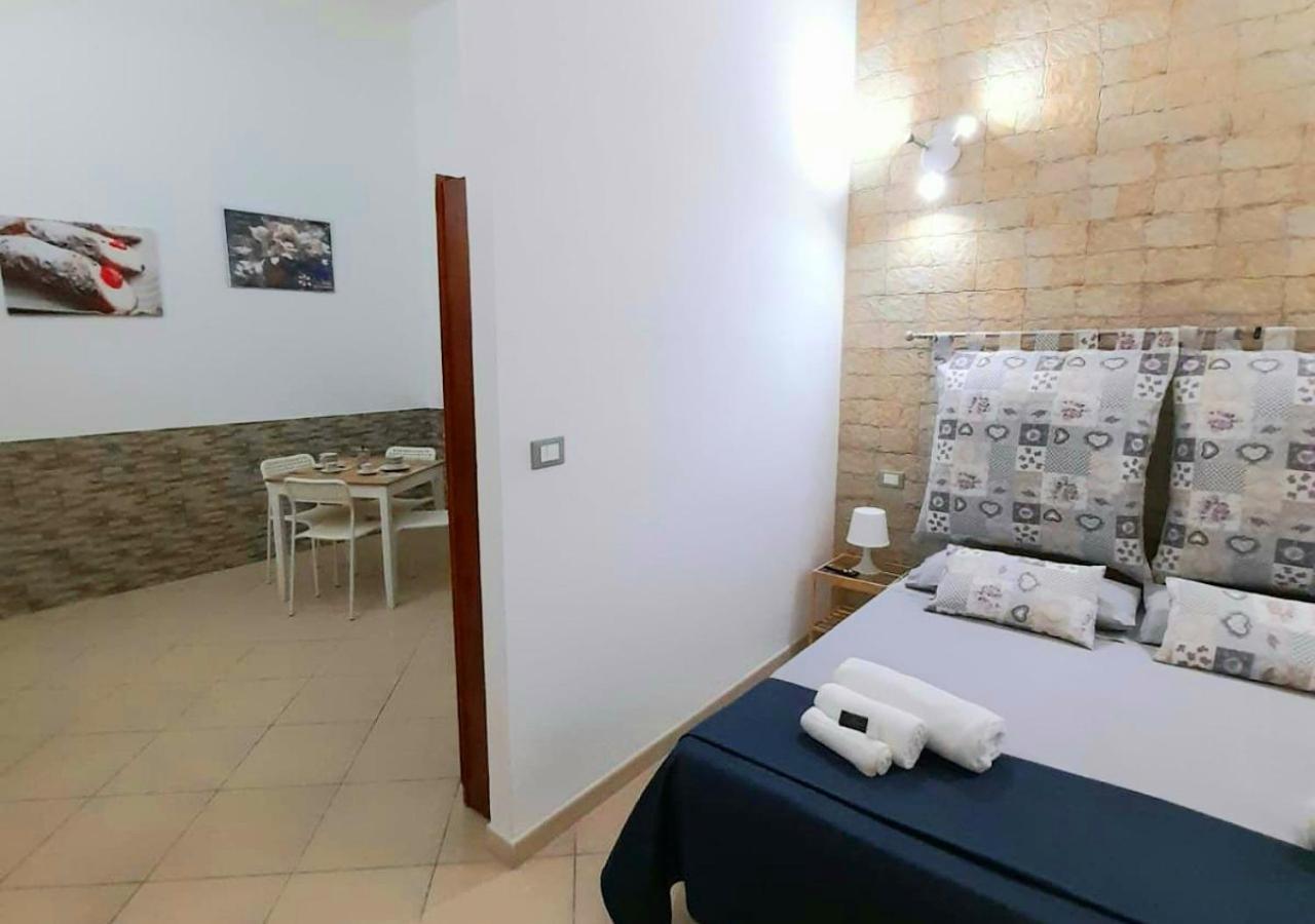 O'Paisi Casa Vacanze Avola Exteriör bild