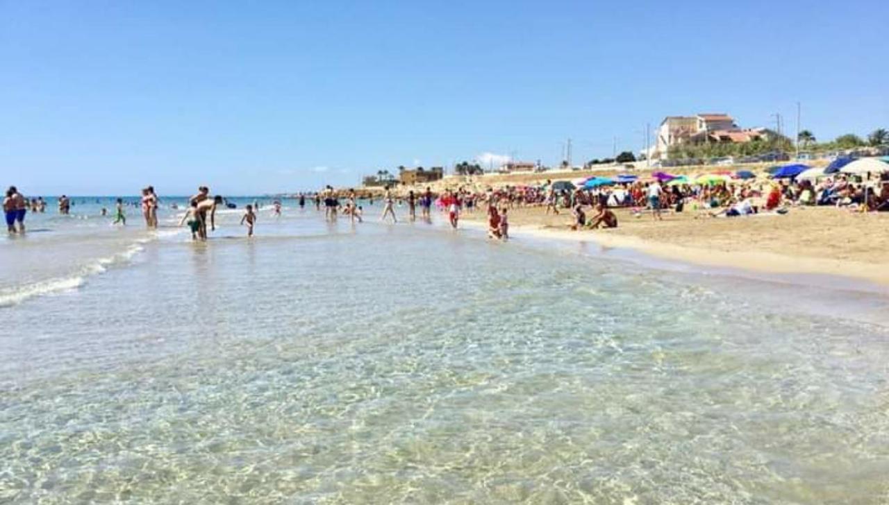 O'Paisi Casa Vacanze Avola Exteriör bild